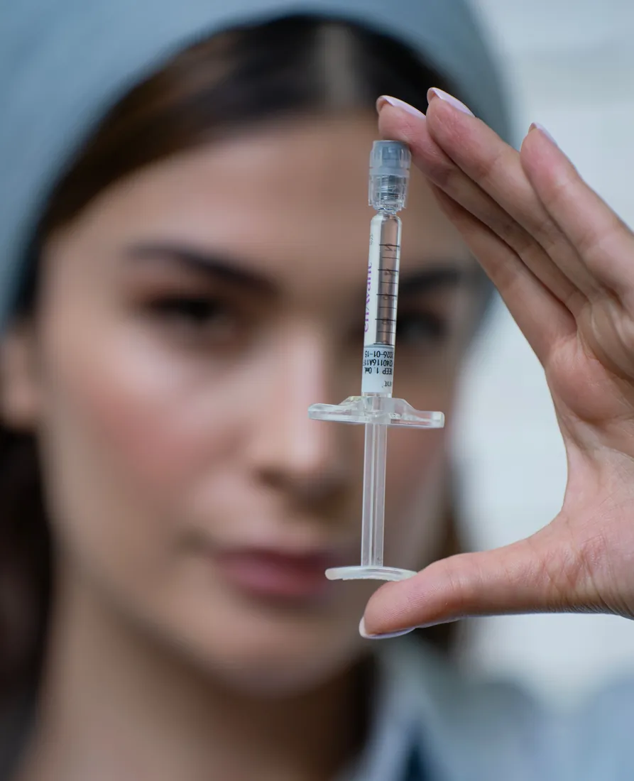 Filler auflösen mit Hyaluronidase in Düsseldorf — Korrektur beim Facharzt