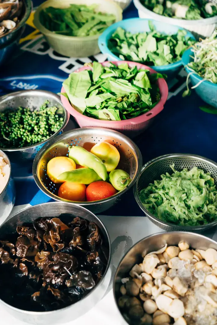 Entzündungsarme Ernährung bei Lipödem — frisches Gemüse, Düsseldorf
