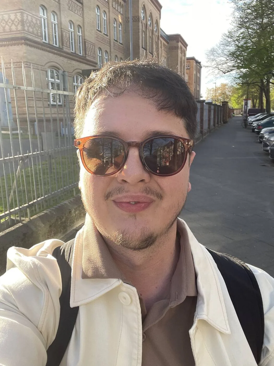 Dr. (Univ. Te.) Nusret Fetai — BBL-Spezialist in Düsseldorf für Patientinnen aus Neuss